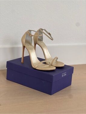 Stuart Weitzman Nudist Sandal 120mm in Pale Gold